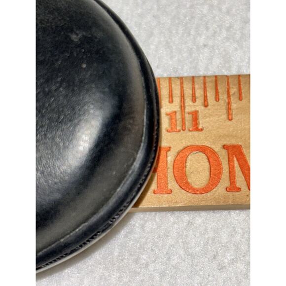 Collection by Clarks Ultimate Comfort Shoes Sz 9M Black Slip On Side Designs - Picture 10 of 11